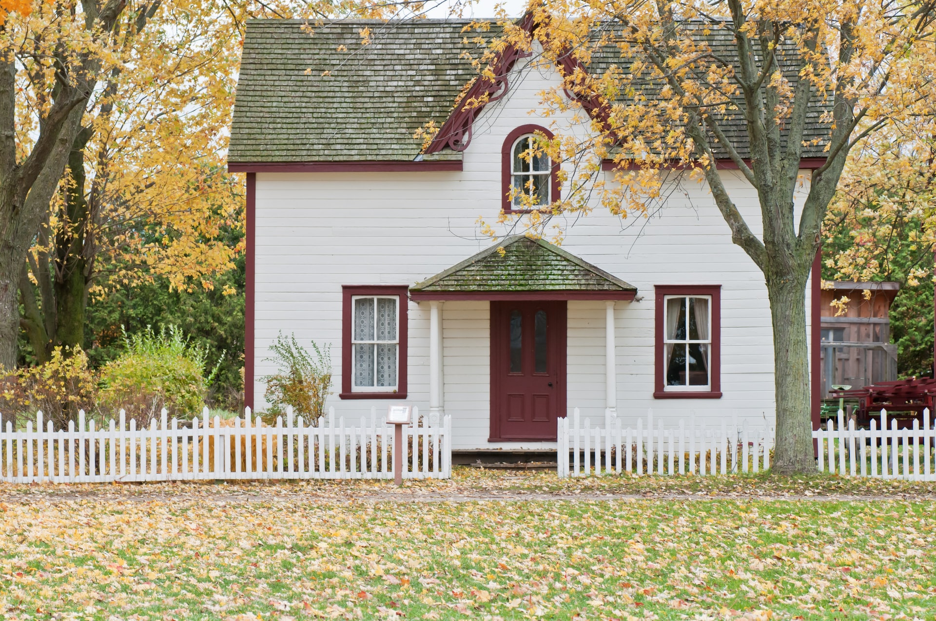 How to set a budget for buying your first home